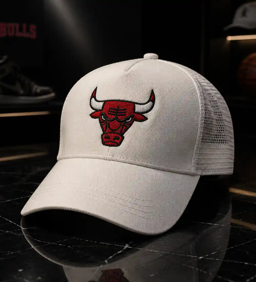 Untitled÷1122 کلاه مردانه Chicago Bulls سفید - تصویر 1