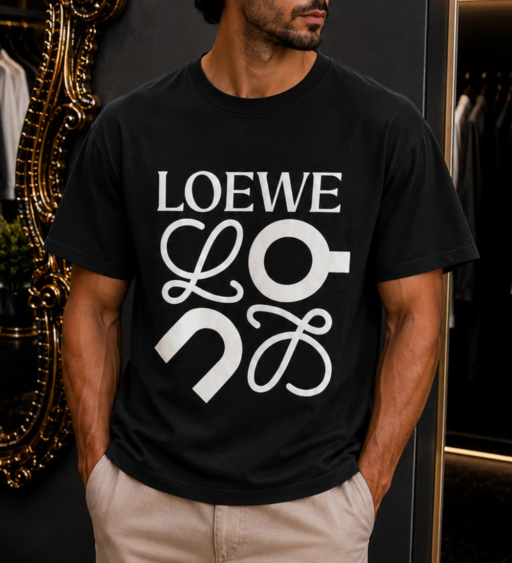 44 تیشرت آستین کوتاه LOEWE مردانه چاپ سفید وارداتی رنگ مشکی - تصویر 1